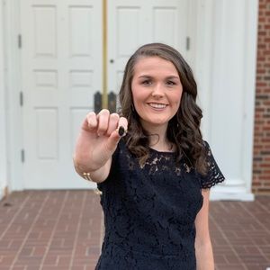 Meet your Posher, Alyssa